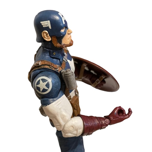 Marvel Select Ultimate Captain America | Diamond Select | Loose Action Figure - Picture 11 of 15